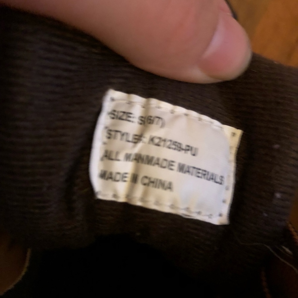 Shoes - Picture 3 of 3